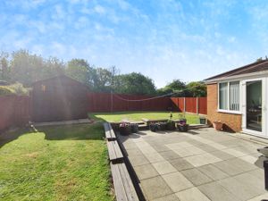 Photo 16- click for photo gallery